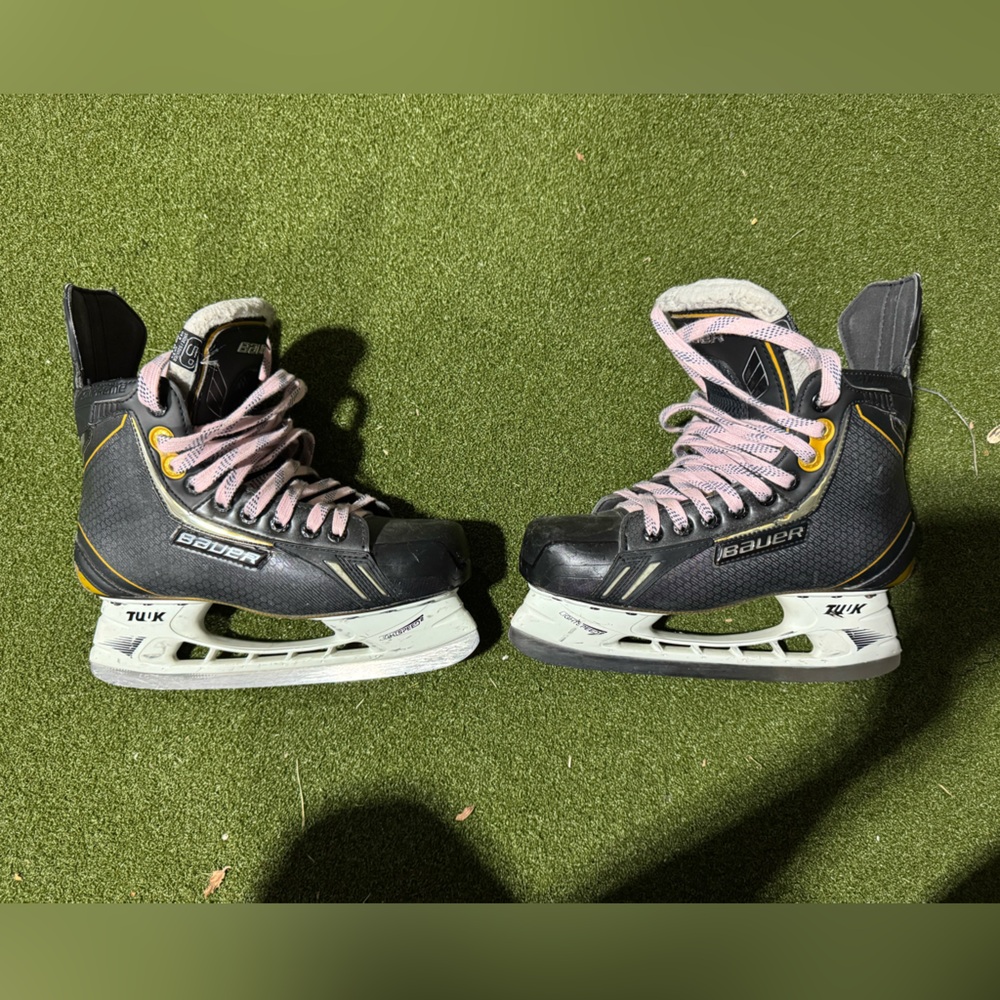 Bauer supreme hockey ice skates